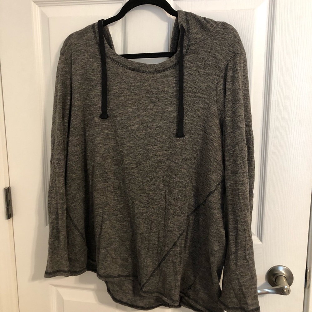 Sweatshirt top